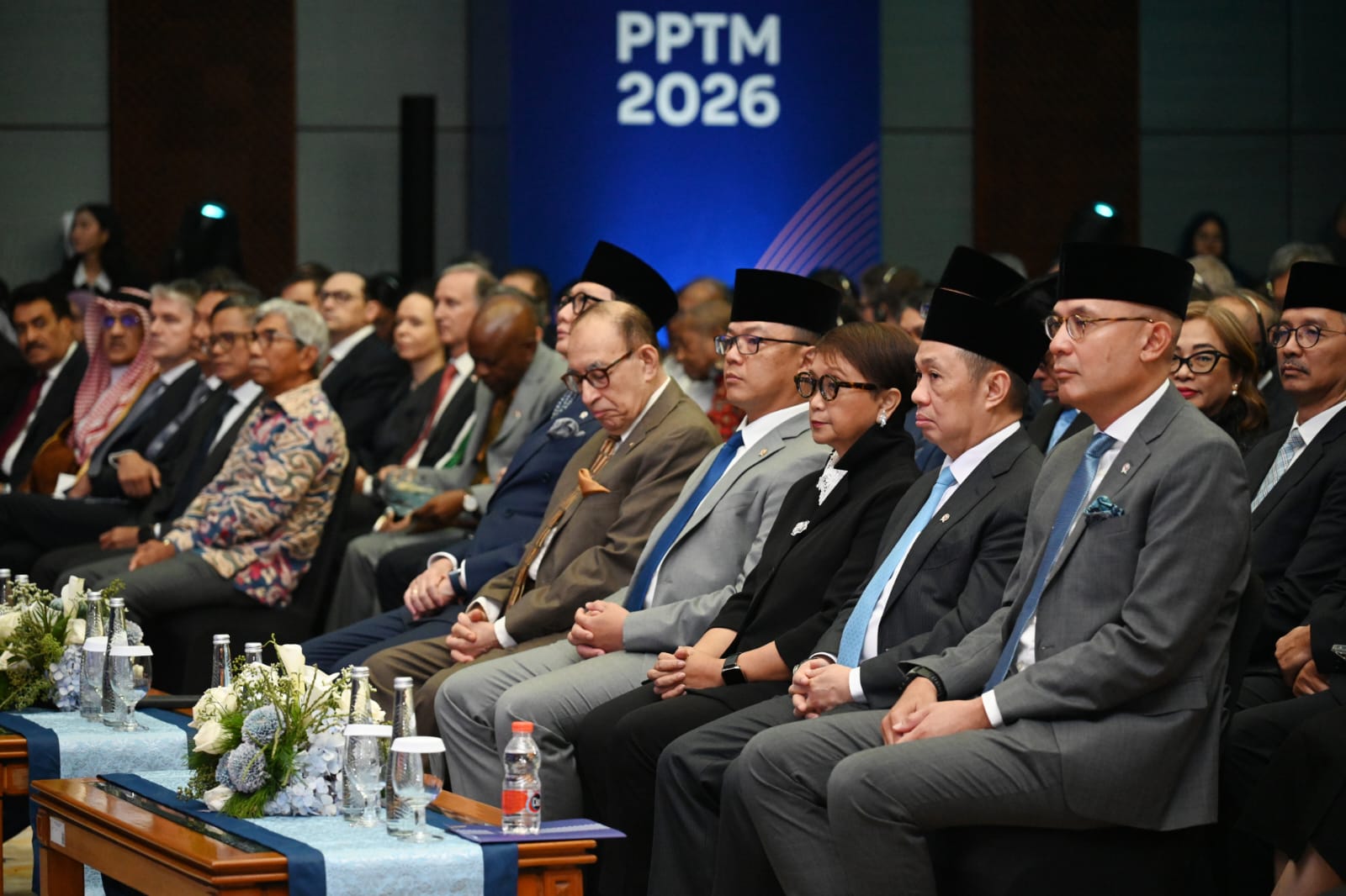 Menjaga Marwah Diplomasi Indonesia Saat Kondisi Dunia Tidak Baik-Baik Saja 