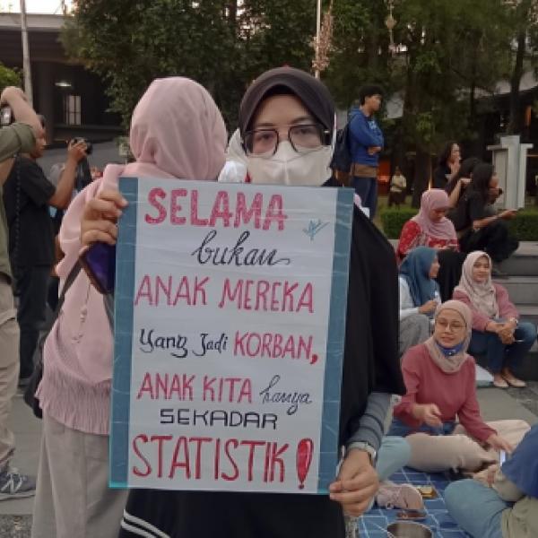 Suara Ibu Indonesia Yogyakarta kembali menggelar Aksi Kenduri Part 2 di Bundaran UGM, Jumat (3/10/2025). Foto: IG @suaraibuindonesia