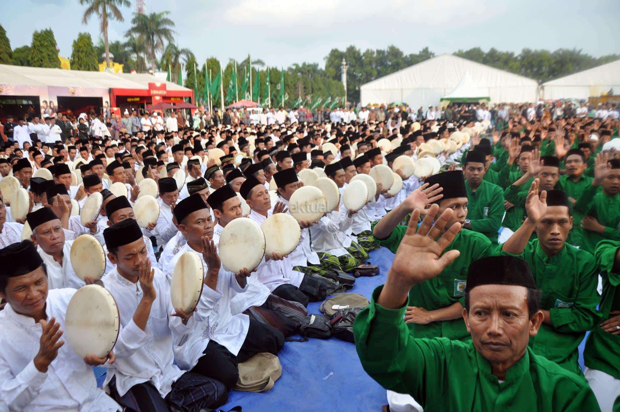Gus Reza Lirboyo: Shalawat Bisa Datangkan Keselamatan