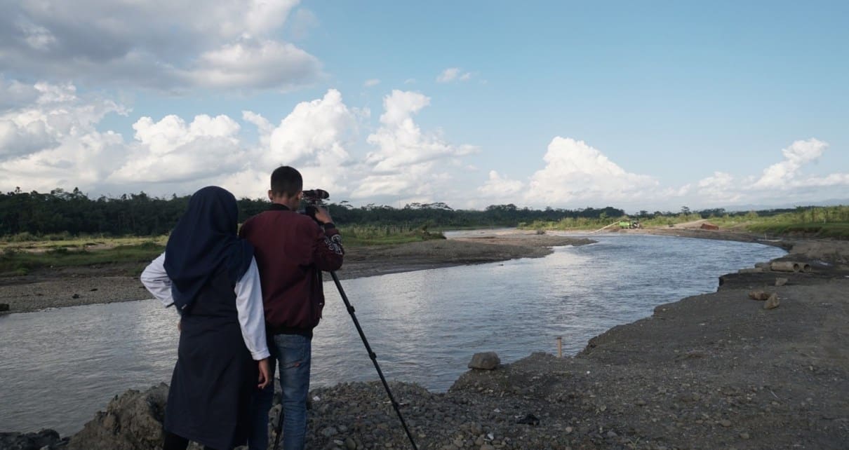 Ingatkan Kerusakan Alam, Pelajar Purbalingga Buat Film Tambang Pasir