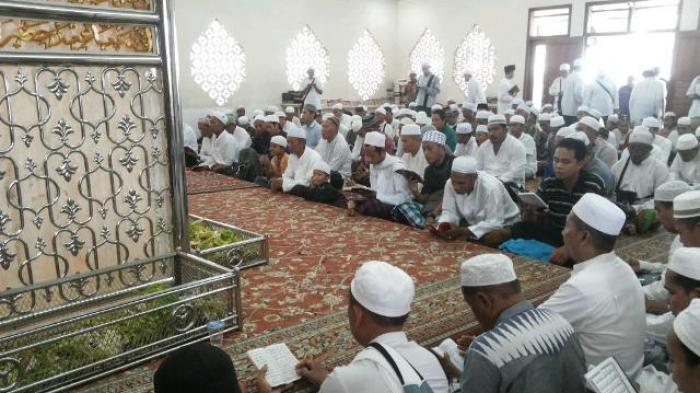 Ziarah: Kisah Orang-Orang Banjar