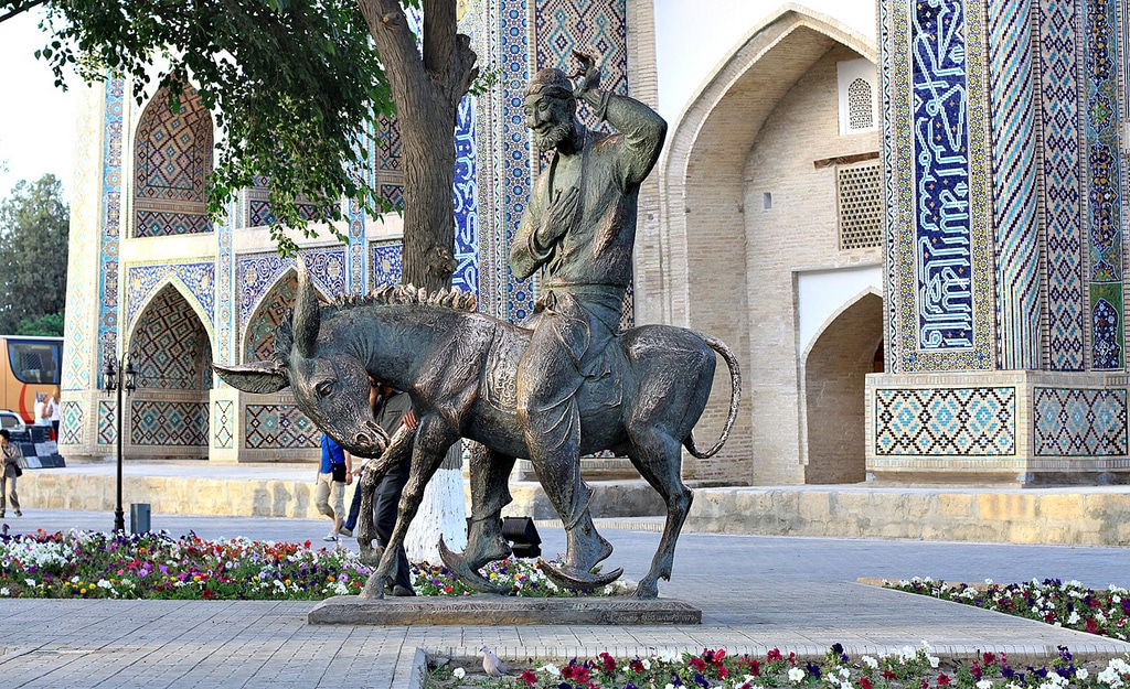 Nasruddin Hoja Mengaku Jadi Dewa Bumi kepada Timurleng.