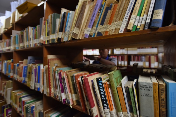 Lebih Mendalami Sastra Sejarah 