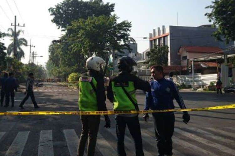 Aksi Biadab! Dua Tewas dan 13 Orang Luka akibat Bom di Gereja Surabaya