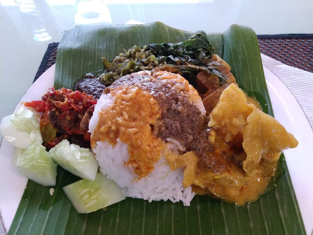 Gus Dur dan Kolesterol, Eh, Nasi Padang