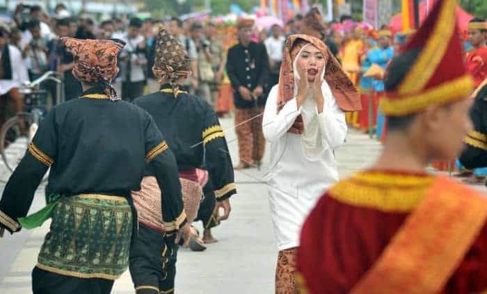 Kisah Rakyat Banyak Mengetengahkan Nilai Moderasi
