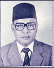 Ulama Banjar (124): Drs. H. M. Laily Mansur, LPh