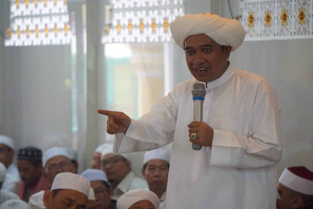 Belajar Rendah Hati kepada Guru Zuhdi