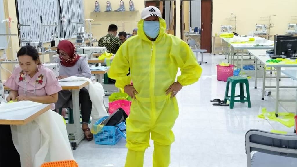 Kemnaker Bagikan 180 Ribu Masker Kreasi BLK Se-Indonesia