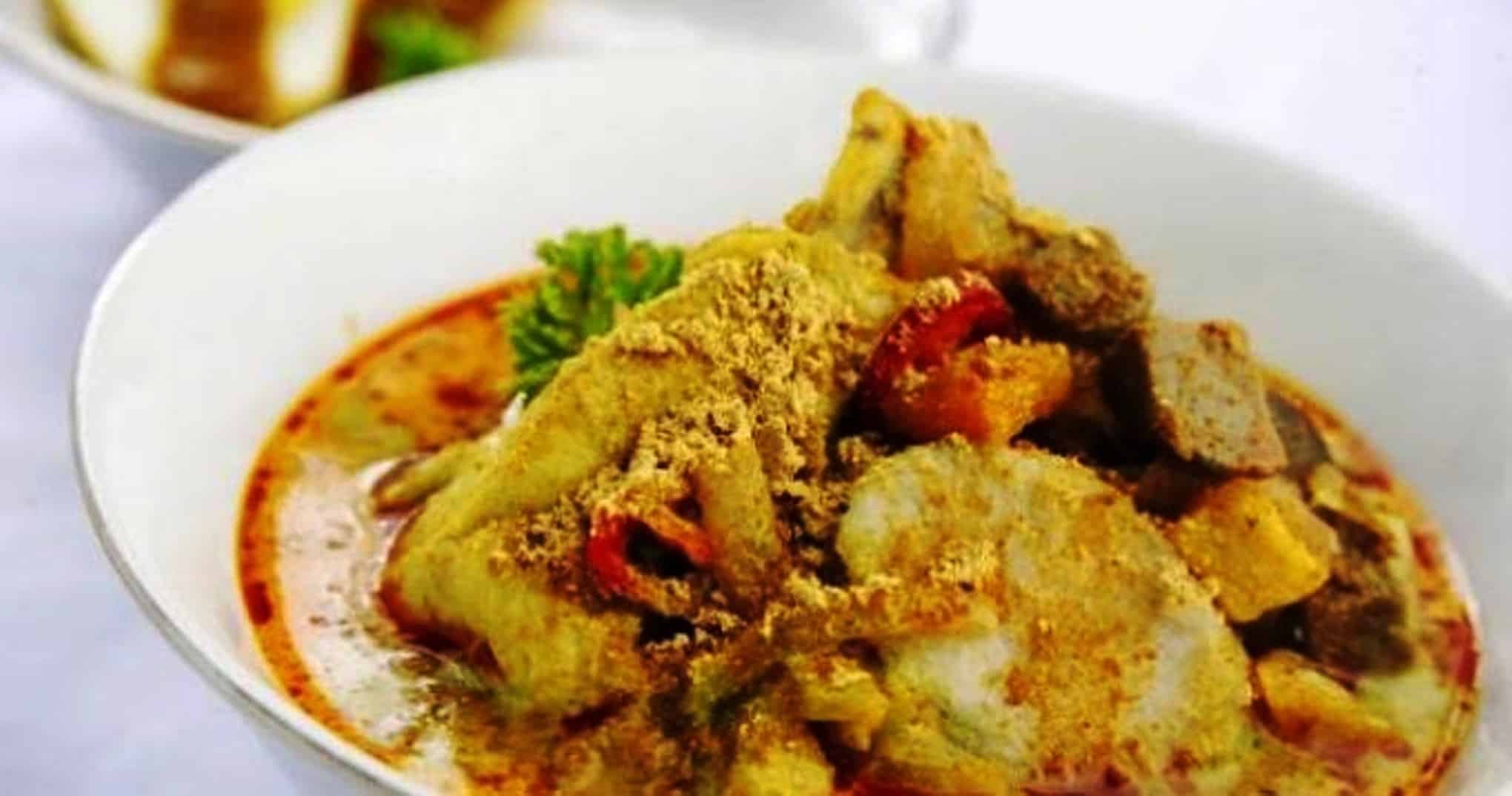 Gurihnya Keberagaman dalam Sepiring Lontong Cap Go Meh