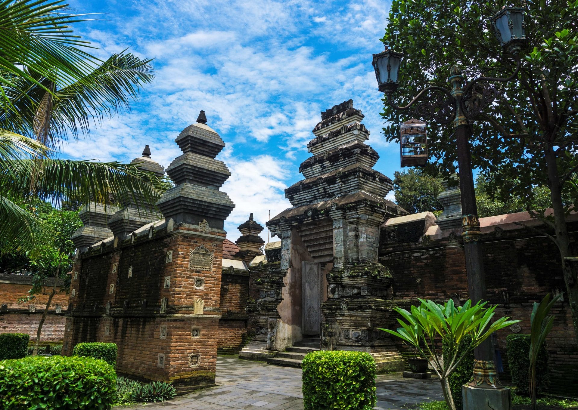 Ziarah Makam, Masjid Kotagede, dan “Aswaja” dalam Centhini