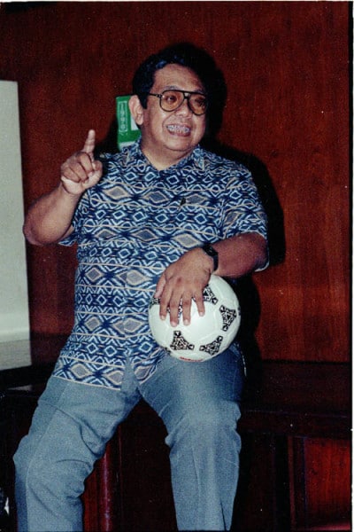 Gus Dur, Quraish Shihab, dan Sepak Bola