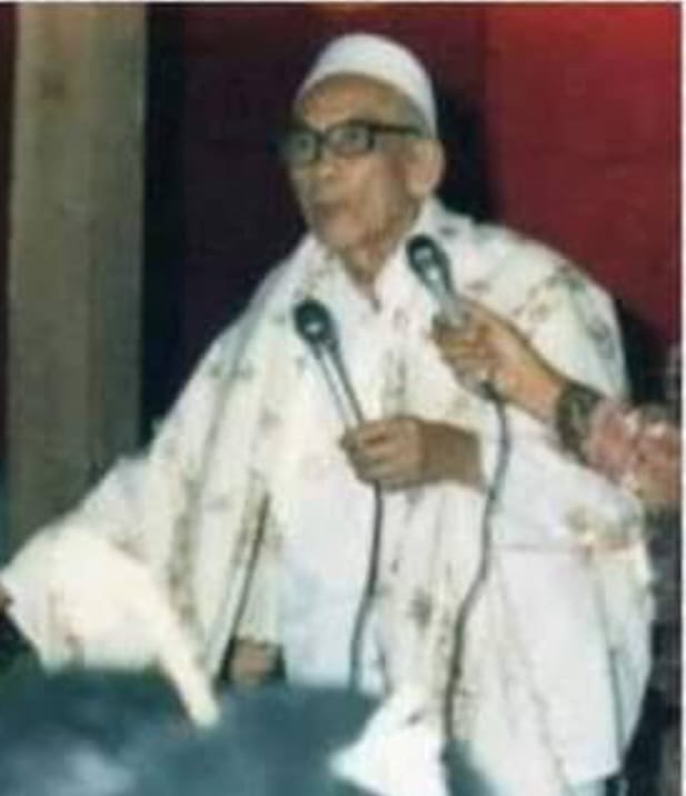 Mbah Marzuqi dan Kenikmatan Beribadah