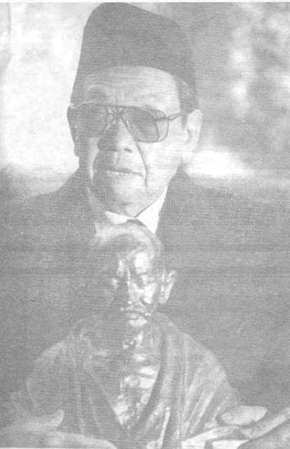 Ketika Gus Dur Menulis Mahatma Gandhi