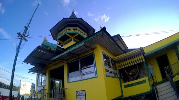 Pesantren di Kabupaten Sanggau: Dakwah di Daerah Perbatasan 3 Negara