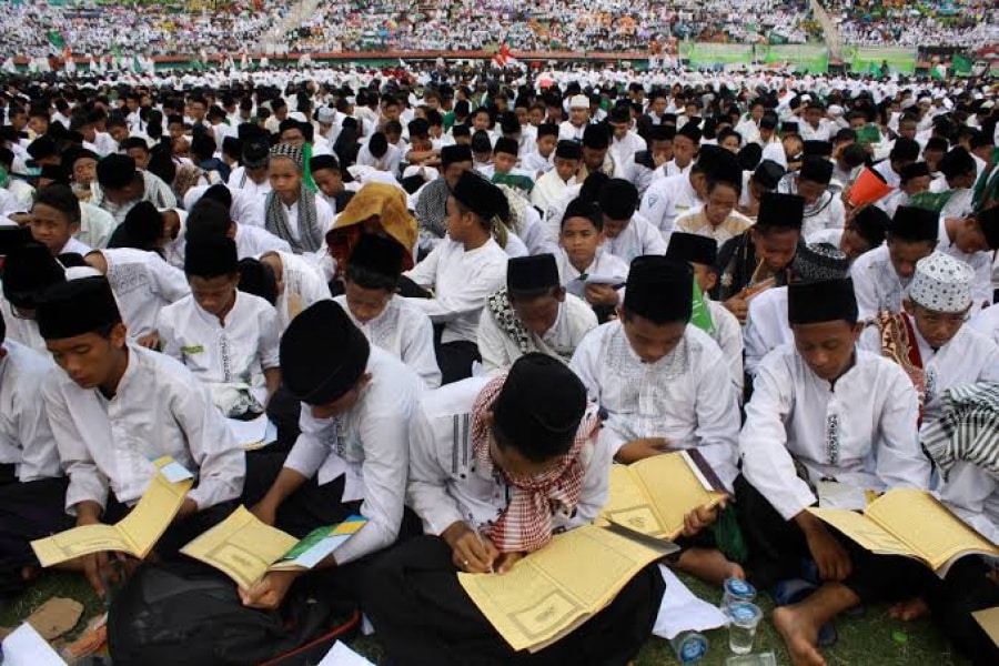 Gudik dan Mitos Keberkahan Ilmu Pesantren