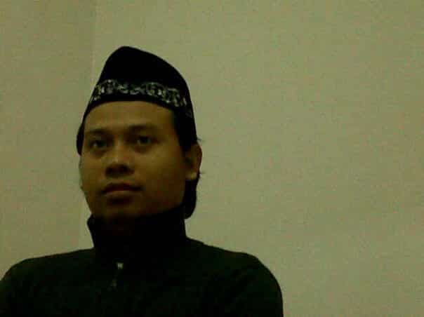 Puthut EA