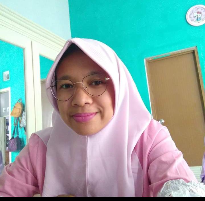 Fina Mazida Husna