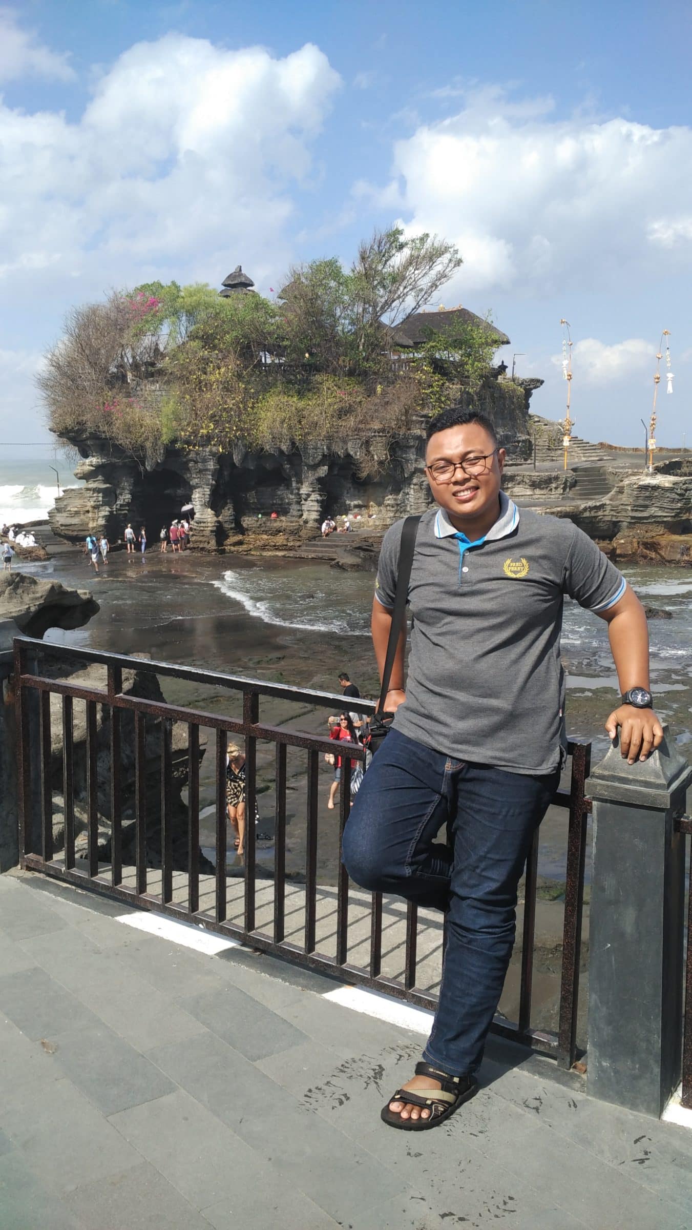 Moh. Azhari