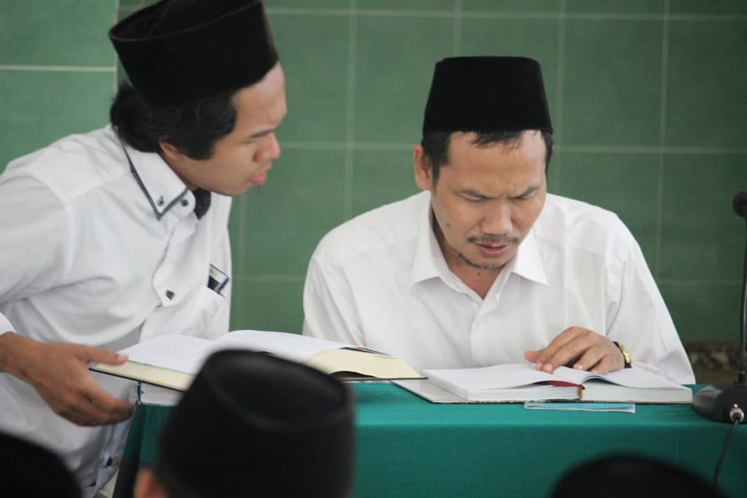 Kisah Gus Baha Nasab Perkawinan Hingga Karir Intelektual Alif Id