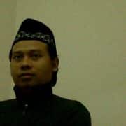 Puthut EA