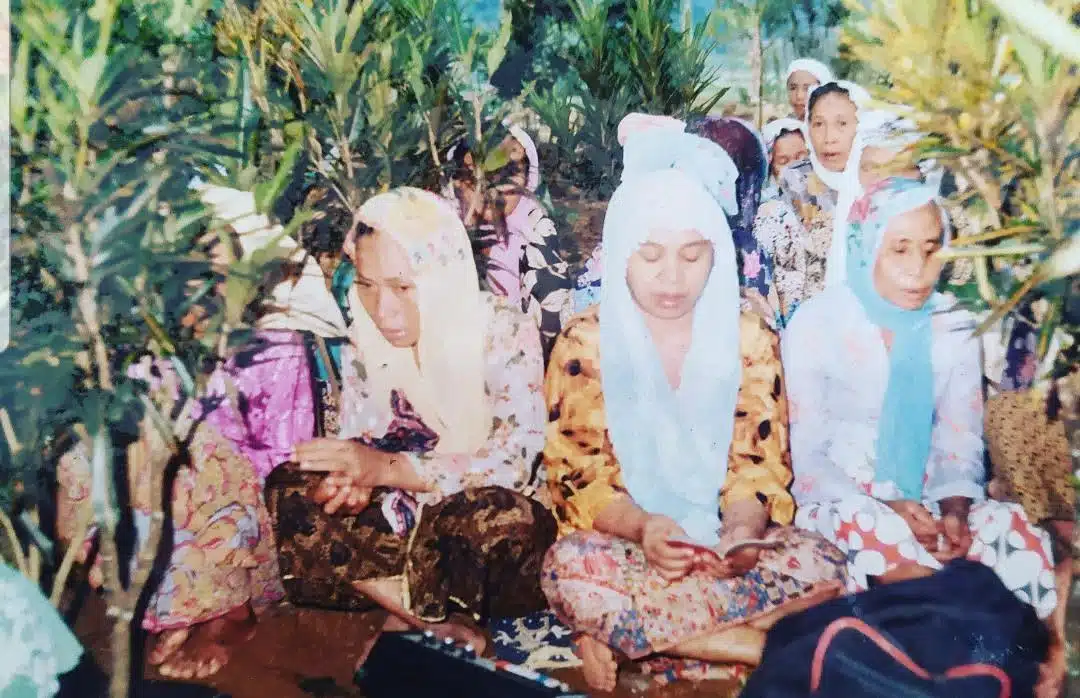 Bu Nyai Ziarah